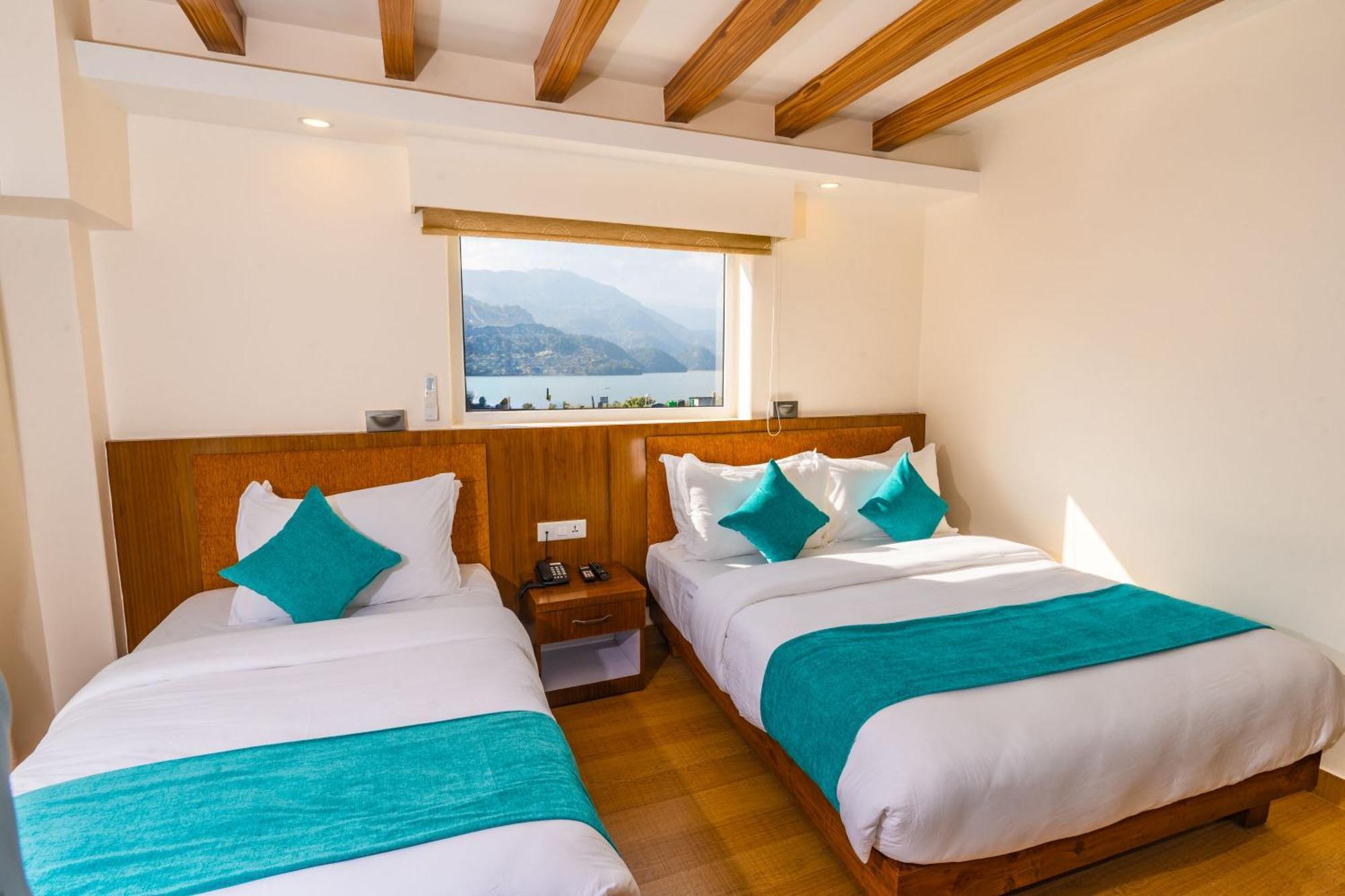Pokhara Alpine And Springs Hotel Exterior foto