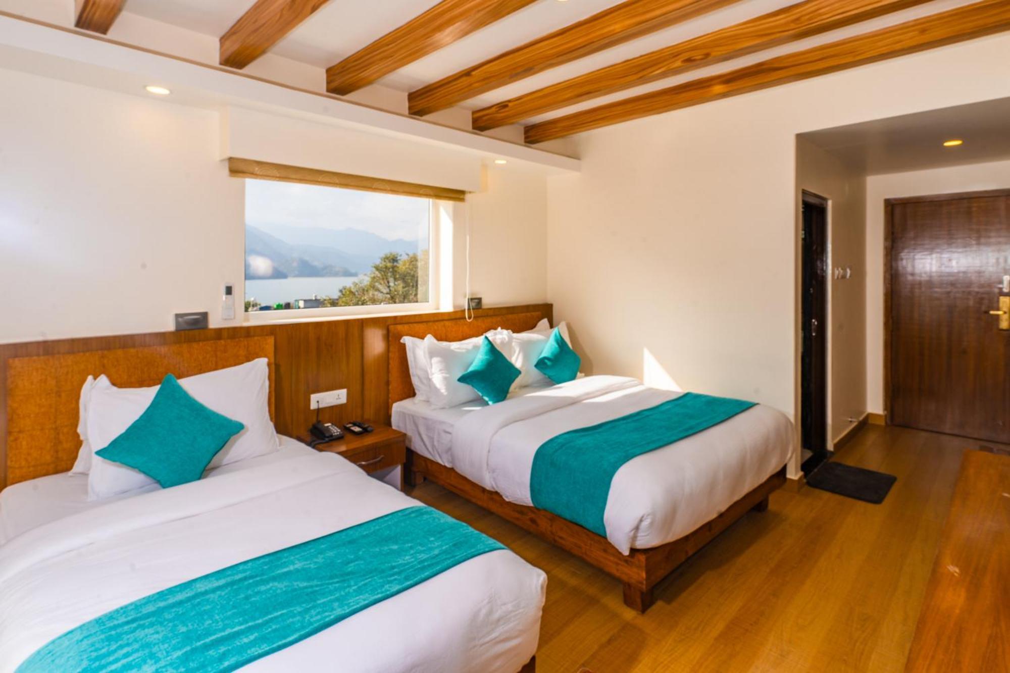 Pokhara Alpine And Springs Hotel Exterior foto